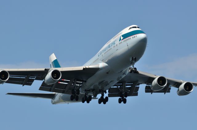 Boeing 747-400 (B-HUF) - 2012/8/19