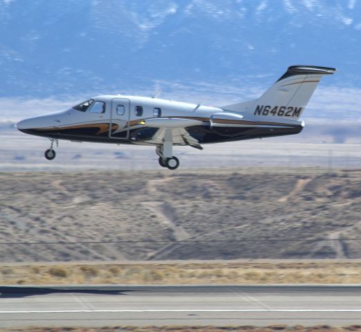 Eclipse 500 (N6462M)