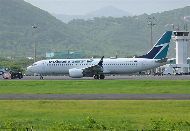 Boeing 737 MAX 8 (C-FRYV)