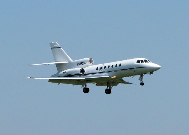 Dassault Falcon 50 (N838DB) - Landing at Shreveports Downtown Airport.