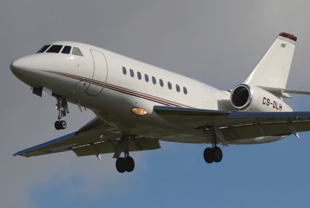 Dassault Falcon 2000 (CS-DLH)