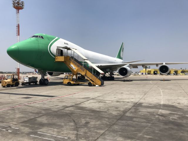 Boeing 747-400 (4X-ICD) - Ex Jade Cargo International(ceased operations in 2011)now on service at CAL cargo airlines