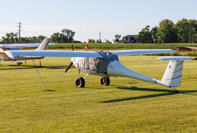 Cessna Skyhawk (N913AT)