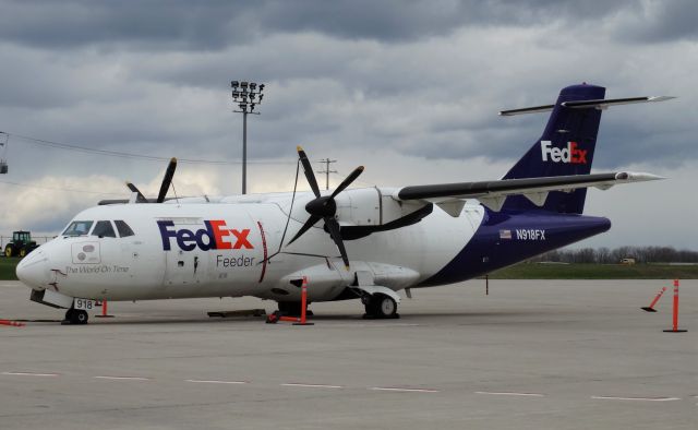 Aerospatiale ATR-42-300 (N918FX) - Up close pic of an ATR 42-300! On the cargo ramp at BUF