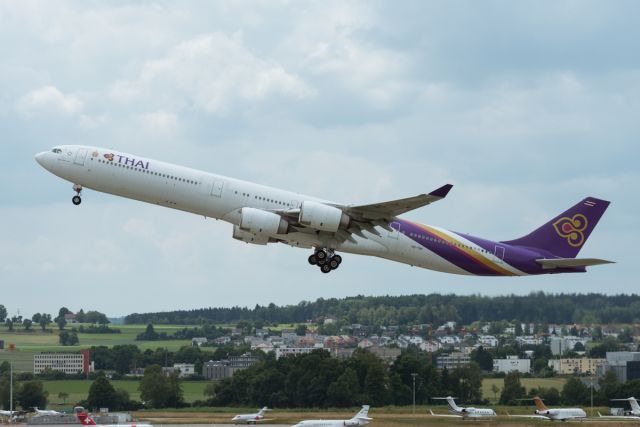 Airbus A340-600 (HS-TNF)