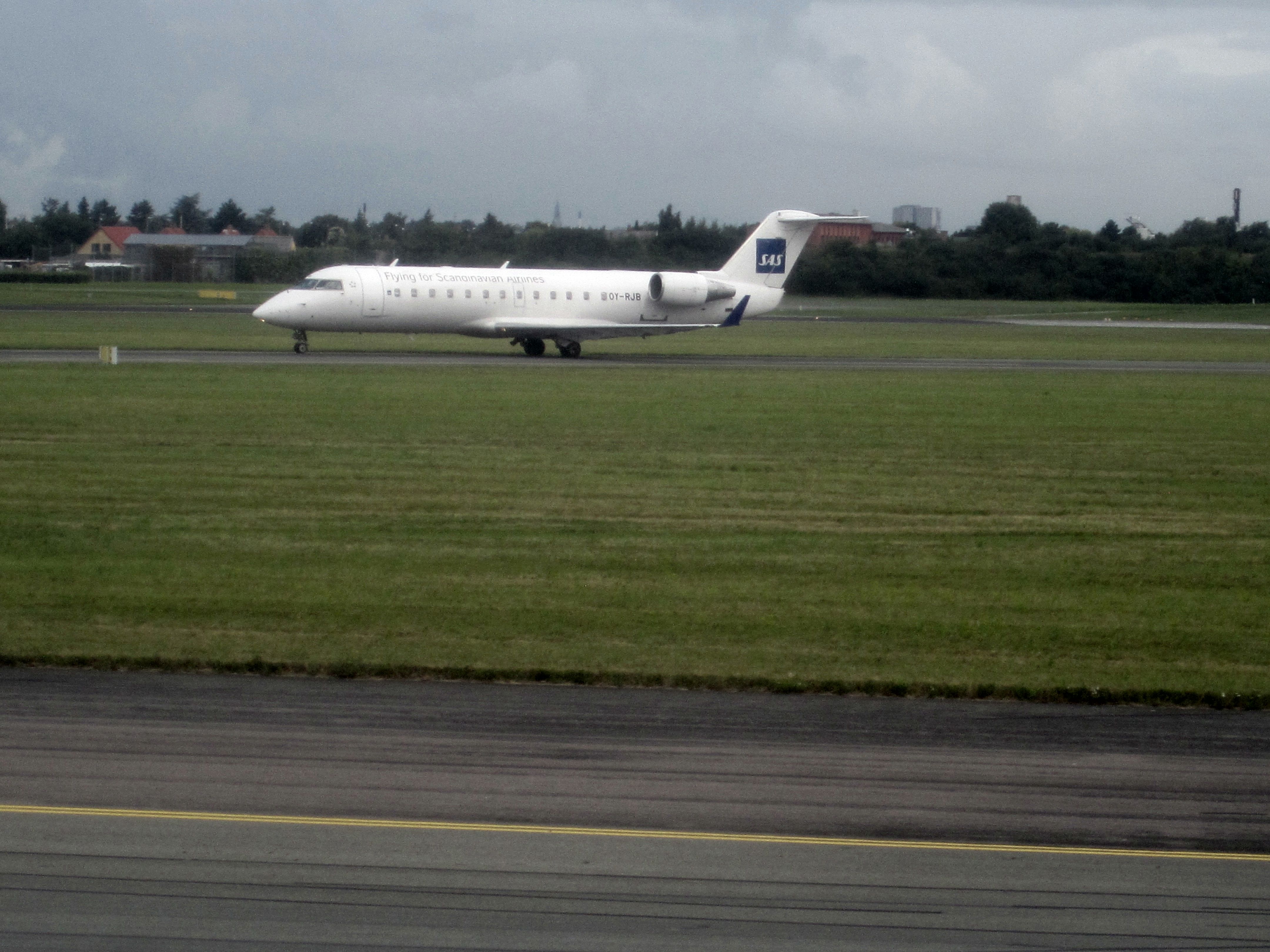 Canadair Regional Jet CRJ-200 (OY-RJB)