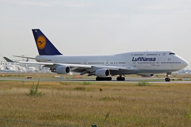 Boeing 747-400 (D-ABTB)