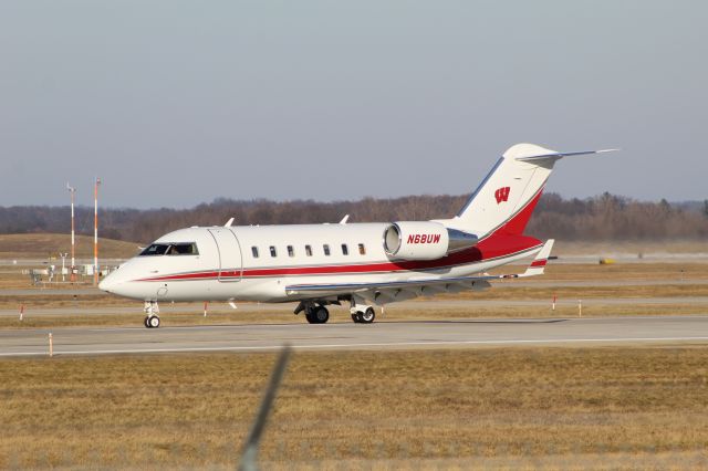 Canadair Challenger (N68UW) - Taken at airport viewing area, just after the Wisconsin aircraft landed.