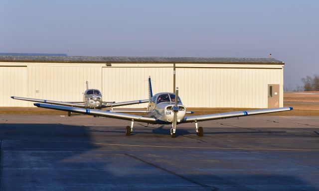 Piper Cherokee (N4385W) - Macair Aviation Piper PA-28-161 N4385W in Xenia Greene County Airport