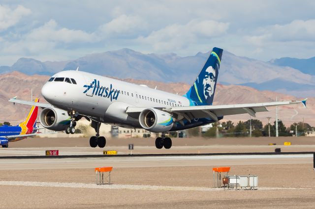 Airbus A319 (N530VA)