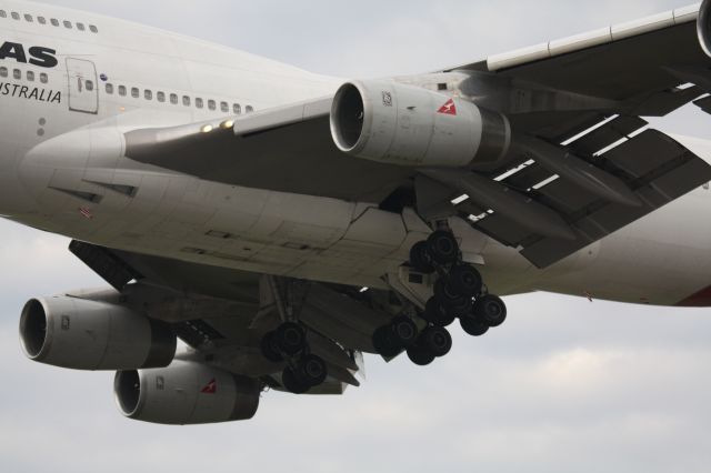 Boeing 747-400 (VH-OJA) -  Last Flight of VHOJA record holding B747 400 about to land at the Illawarra Regional Airport NSW. The 747 will be part of the vast array of historical aircraft at HARS Illawarra.