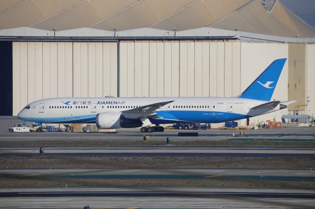 Boeing 787-9 Dreamliner (B-1357)