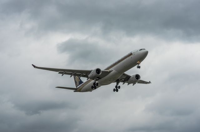 Airbus A330-300 (9V-SSF)