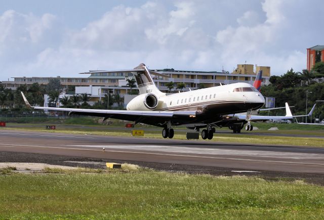 Bombardier Global Express (N199LA)