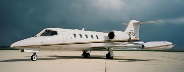 Learjet 35 (N650LR)