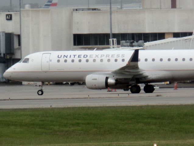 Embraer 170/175 (N87319) - Overlook. Taxing to Gate. September 27th, 2015.