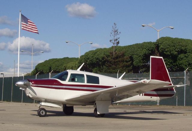 Mooney M-20 (N9297M)