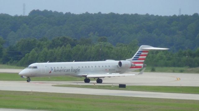 Canadair Regional Jet CRJ-700 (N523AE) - American 3487 from New York LGA at 4:50 P.M.