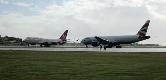 Boeing 747-400 (G-VXLG)