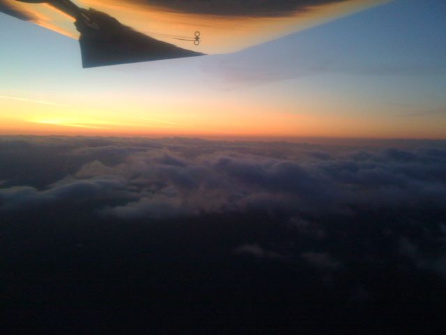 FLIGHT DESIGN CT (N524BW) - Looking west toward the Pacific above Watsonville Airport afer departing MRY at sunset.