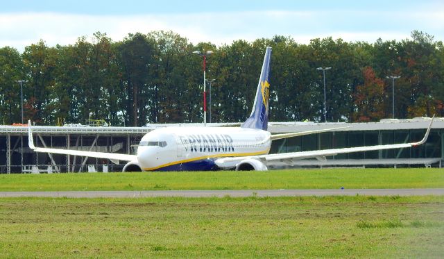Boeing 737-800 (EI-GSH) - EPLB