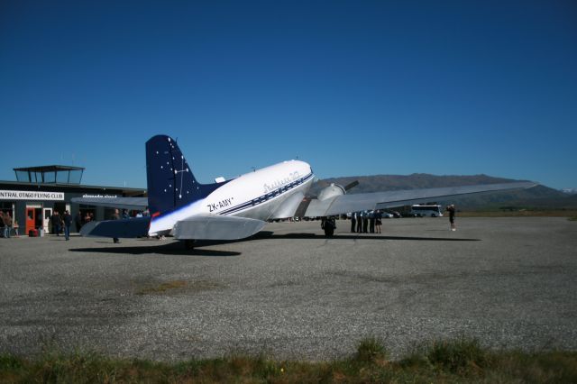 Douglas DC-3 (ZK-AMY) - Restored DC3 on its New Zealand South Island Tour