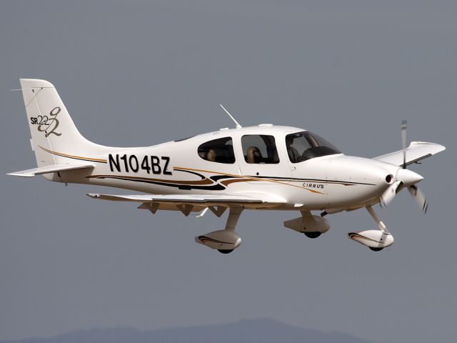 Cirrus SR-22 (N104BZ) - May 28, 2006