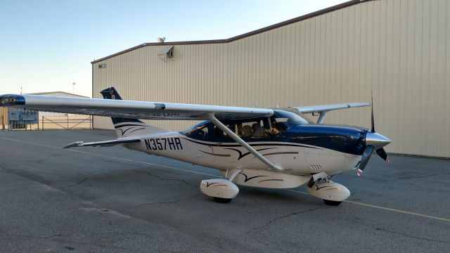 Cessna 206 Stationair (N357HR)