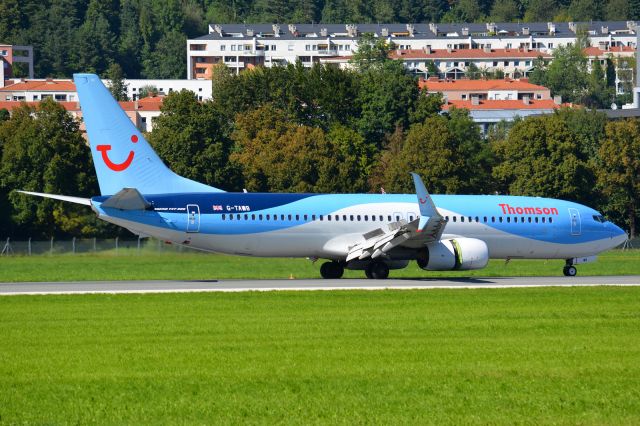 Boeing 737-800 (G-TAWB)