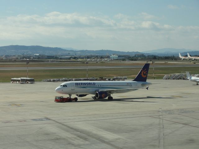 Airbus A320 (EC-INZ)