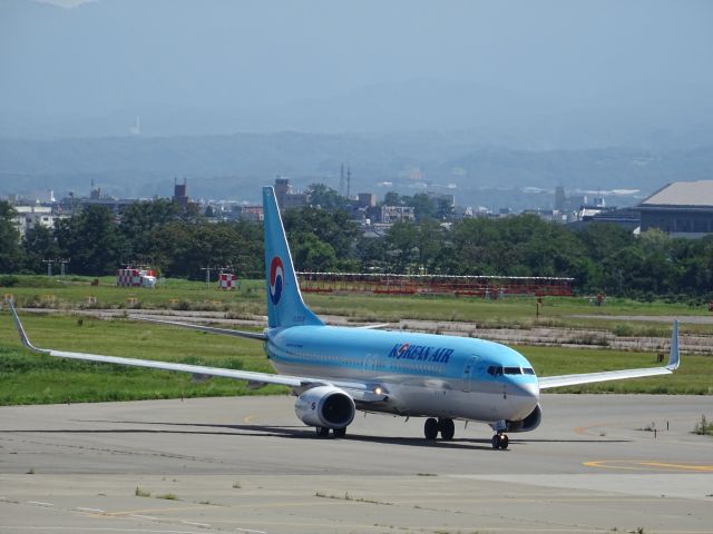 Boeing 737-800 (HL8245)