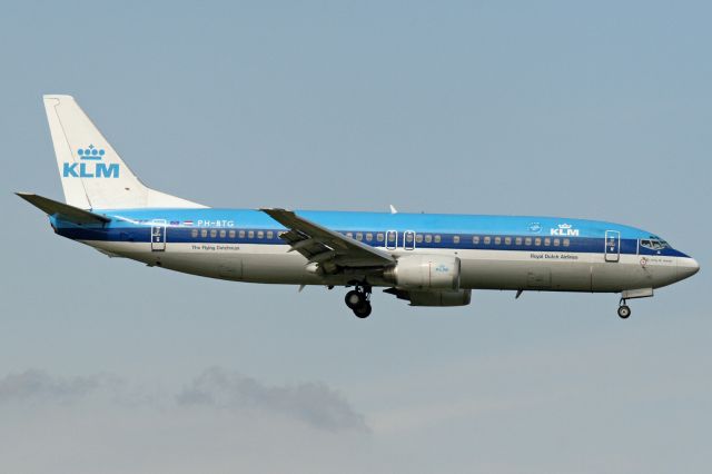 BOEING 737-400 (PH-BTG)