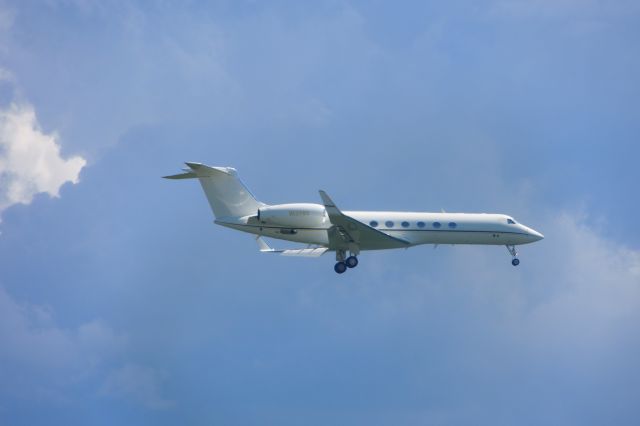 Gulfstream Aerospace Gulfstream V (N132SD)