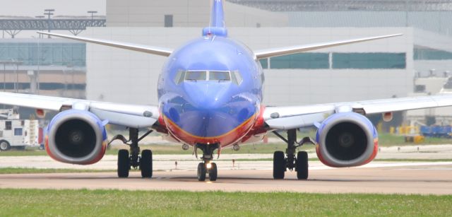 Boeing 737-700 (N707SA)