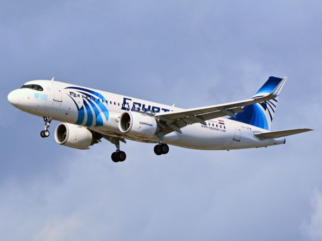 Airbus A320neo (SU-GFM) - Kystvejen RWY22L