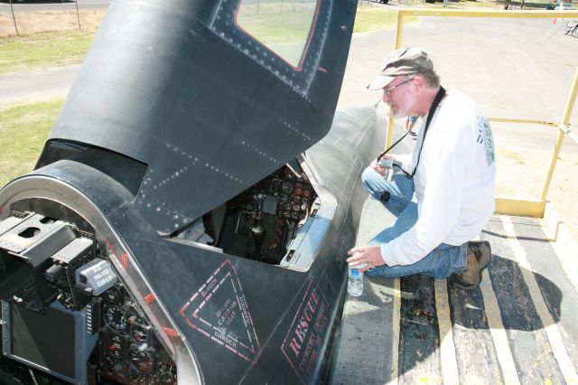 Lockheed Blackbird (61-7960) - SR-71 Blackbird 61-7960 at Castle AFB Open Cockpit Day 2011.