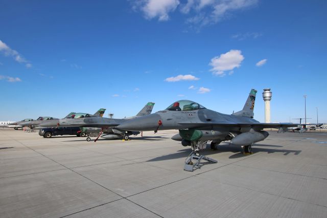 Lockheed F-16 Fighting Falcon (89-2098) - Four USAF Lockheed F-16CM’s from the 180th Fighter Wing, 112th Fighter Squadron (Stingers) based at Toledo Express Airport (KTOL) on the ramp after performing a flyover before the Cleveland Indians home opener on 1 Apr 2019. Pictured here are 89-2098, 89-2085, 89-2112, and 88-0527. 