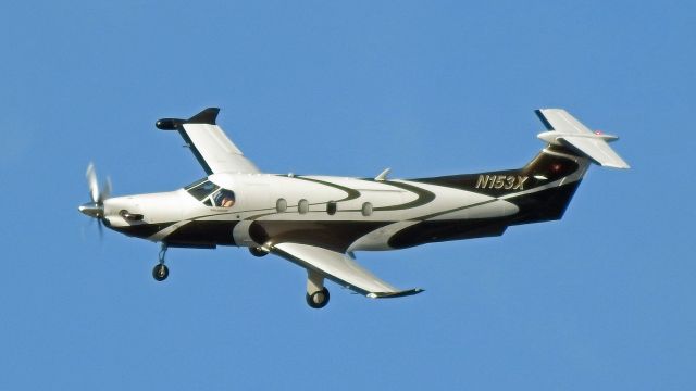 Pilatus PC-12 (N153X)