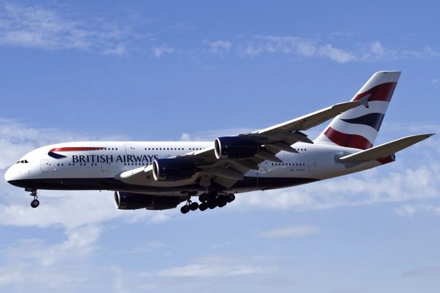 Airbus A380-800 (G-XLEA)