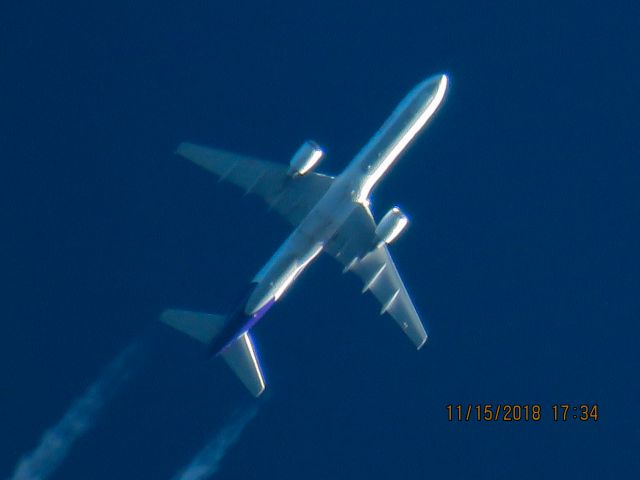 Boeing 757-200 (N794FD)