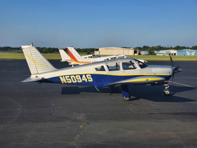 Piper Cherokee Arrow (N5094S)