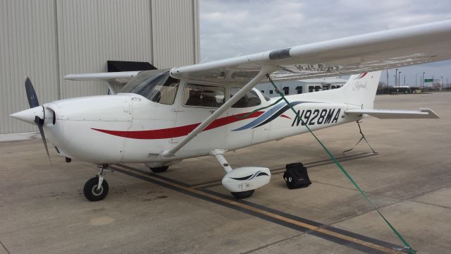 Cessna Skyhawk (N928MA)