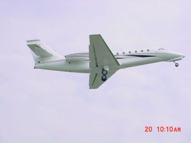 Cessna Citation Sovereign (N1901) - Departing runway 09 on 5/20/11