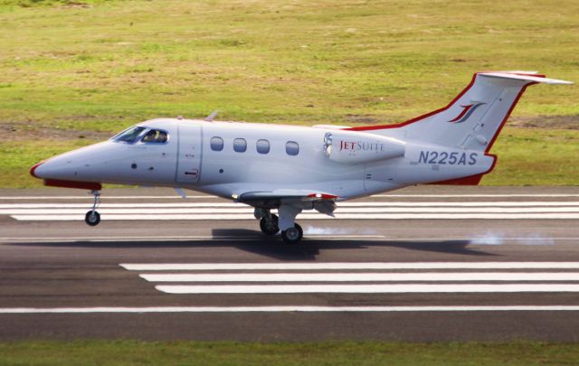 Embraer Phenom 100 (N225AS)