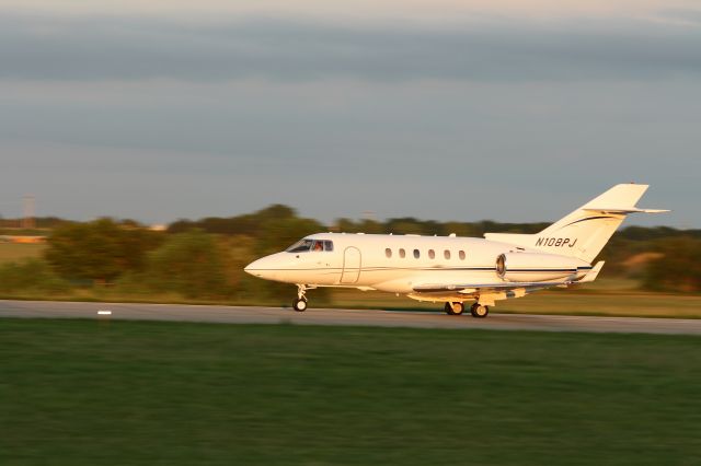 Hawker 800 (N108PJ)