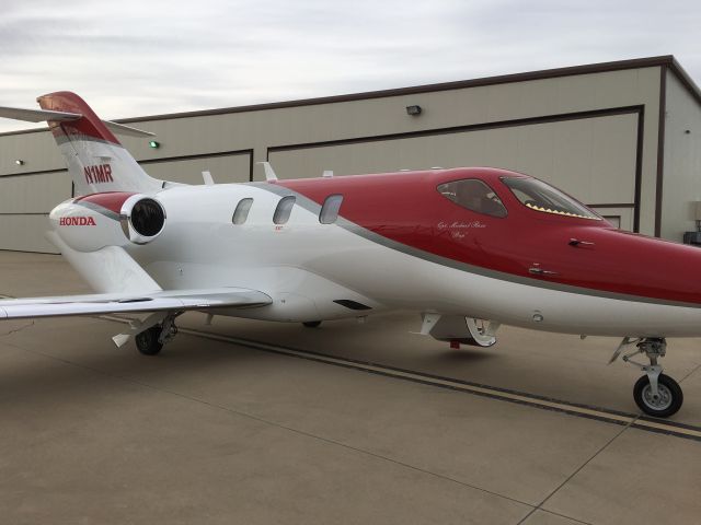 Honda HondaJet (N1MR)