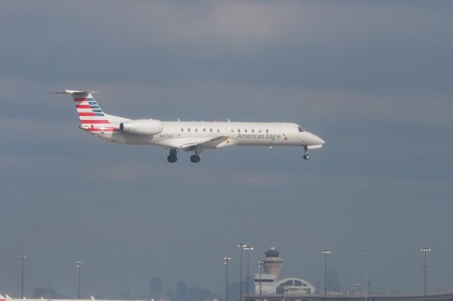 Embraer ERJ-145 (N673AE)