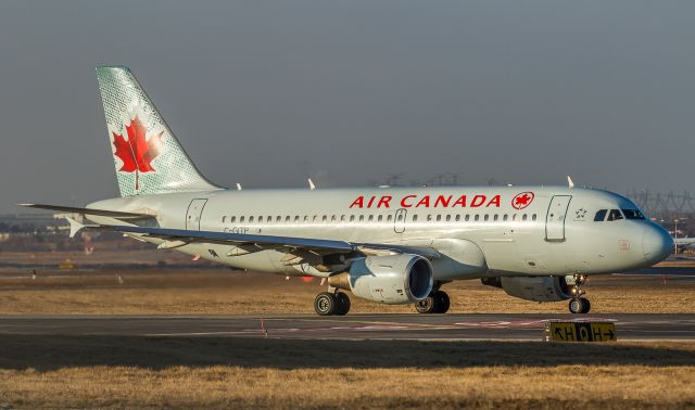 Airbus A319 (C-GITP)