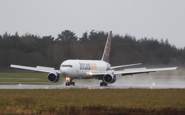 BOEING 767-300 (N640GT) - atlas air b767-3 n640gt landing at shannon 14/3/18.