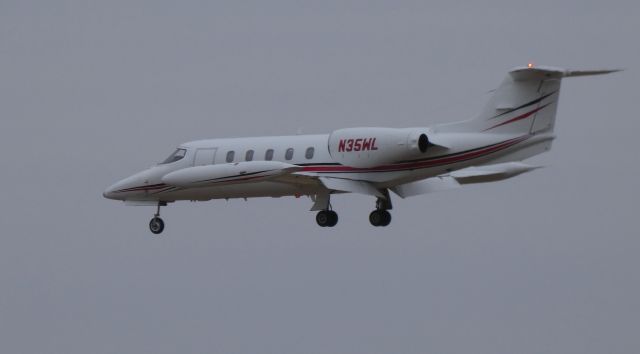Learjet 35 (N35WL) - On final  is this 1981 Gates Learjet 35A in the Winter of 2020.